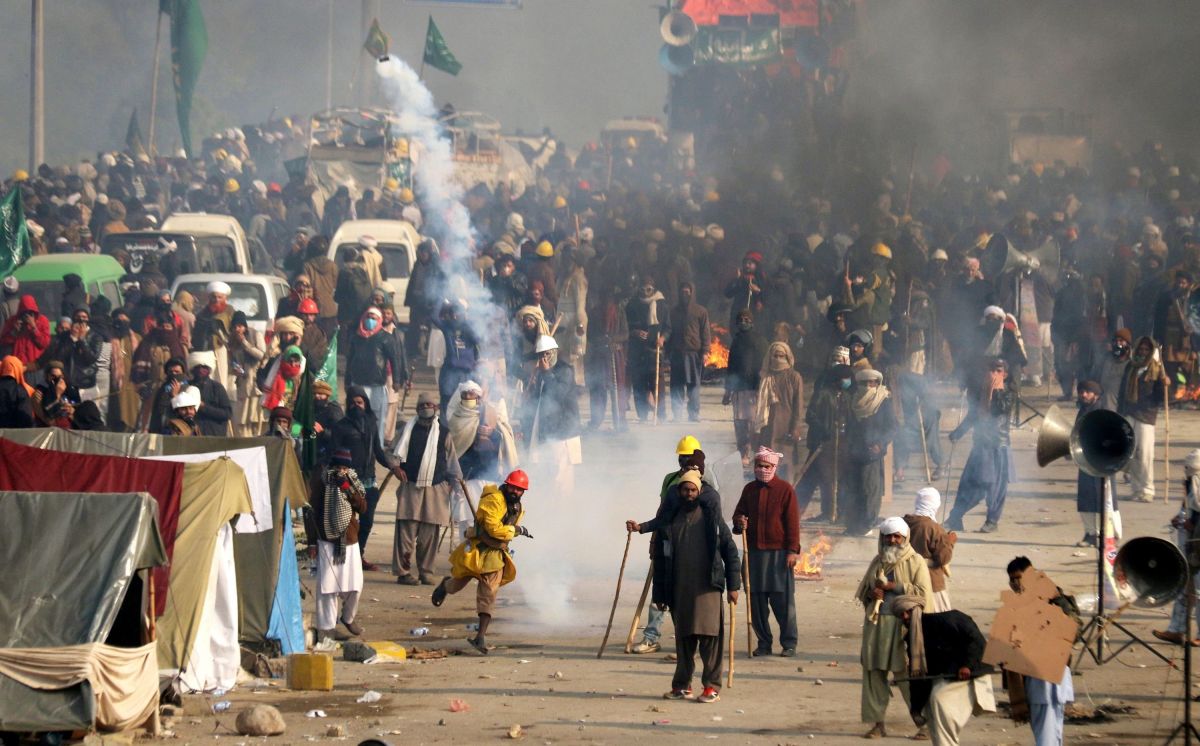 पाकिस्तान में आतंकरोधी अदालत ने सुनाया फरमान, हिंसा फैलाने वाले कट्टरपंथीयों की संपत्ति पर किया वार