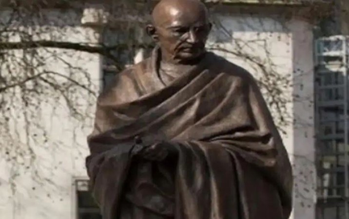 Statue of Mahatma Gandhi targeted in Davis Park, Mayor orders inquiry