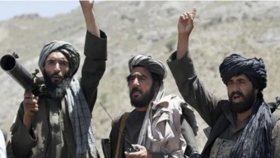 अफ़ग़ानिस्तान के 85% हिस्से पर 'तालिबान' का कब्ज़ा, अफगानी सैनिक जान बचाकर तजाकिस्तान भागे
