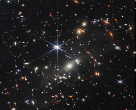 क्या अपने देखा है 13 अरब वर्ष पुराना 'ब्रह्मांड' ? NASA ने जारी की हैरतअंगेज़ तस्वीरें