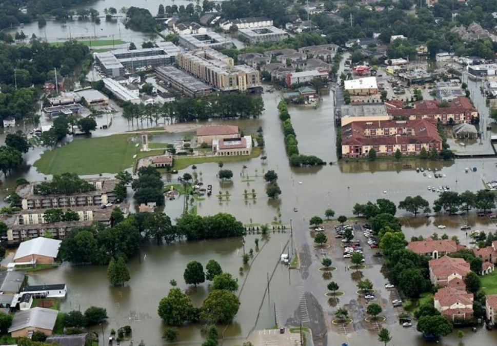 Floods outbreak in Nepal and Bangladesh, 65 killed, millions displaced