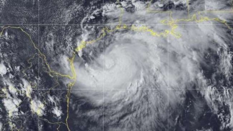 Tropical cyclone warning issued in Texas