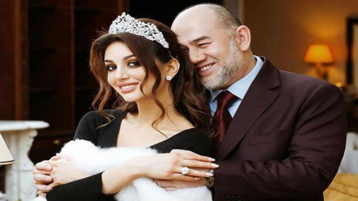 Malaysia's Ex-King Divorces Former Russian Beauty Queen By 