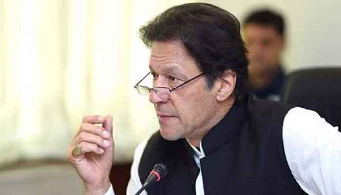 'won't spare corrupt leaders' Imran Khan on poor condition of Pak