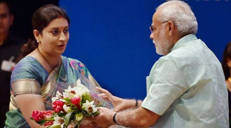PM Narendra Modi wishes Smriti Irani on her birthday, later says 'Thank you sir'