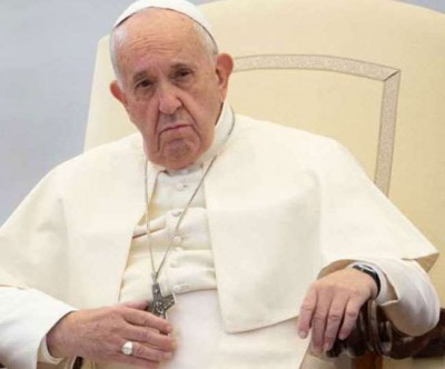 पोप ने की कोरोना पीड़ितों के लिए दुआ, कहा- 'एक-दूसरे की मदद करें'