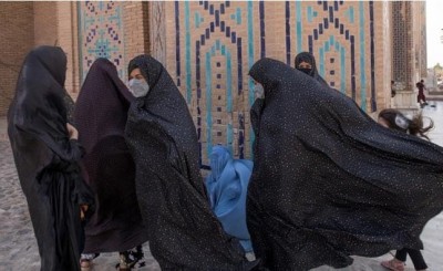 'Muslim women cannot eat food in the open even with their husbands...', Taliban's new Islamic ban