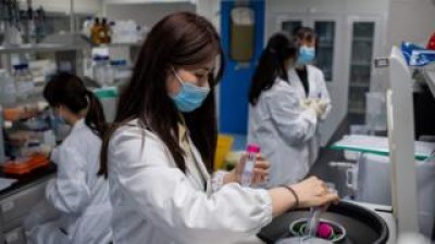 Britain Southampton University doing corona vaccine trial on 10 thousand volunteers