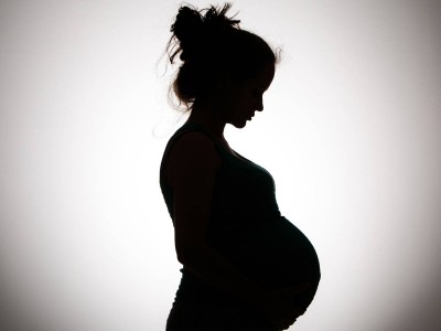 Can corona hurt the placenta in a pregnant woman?