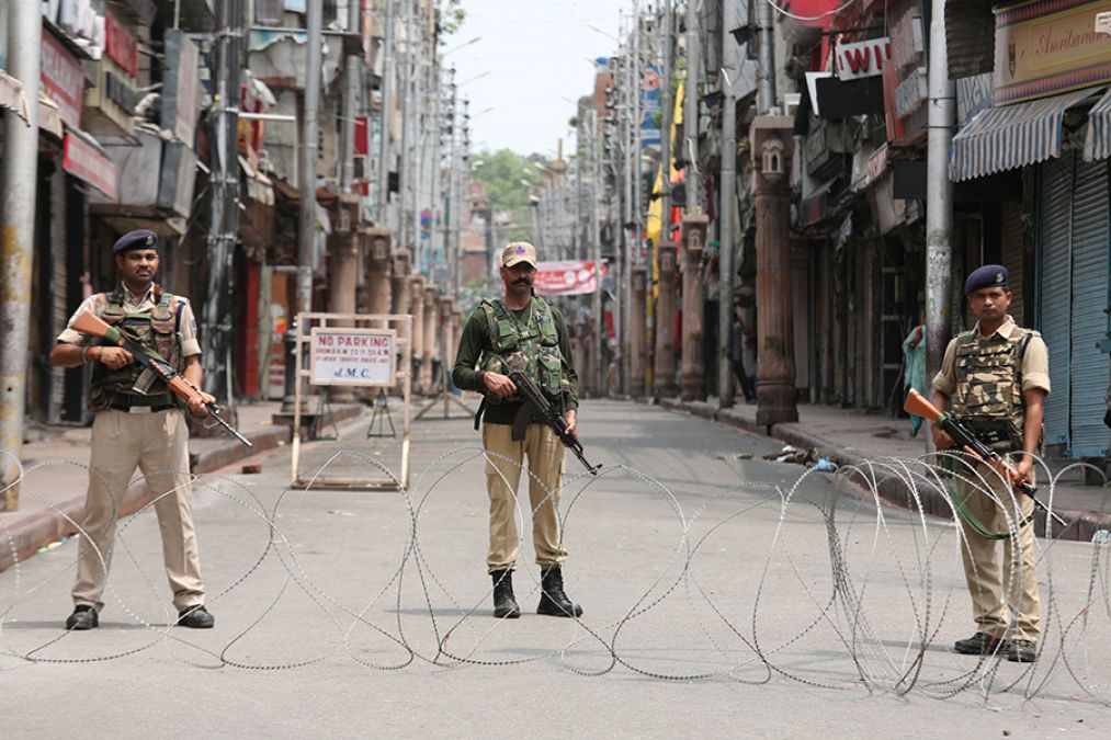 US congress group will investigate the situation in Jammu and Kashmir, observers expressed these doubts