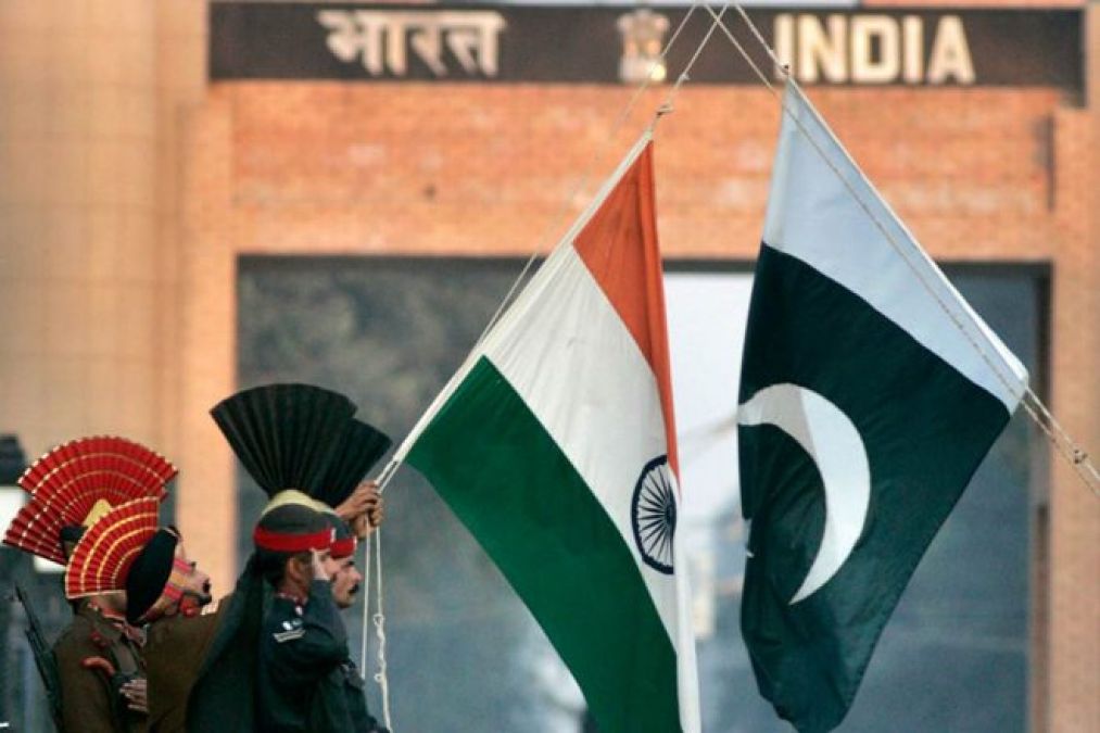 पाकिस्तान ने भारत के साथ फिर से शुरू की डाक सेवा, 370 हटाने के बाद कर दी थी बंद