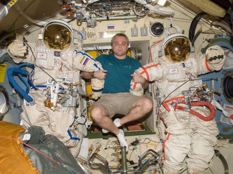 ख़राब हुए अंतरराष्ट्रीय स्पेस स्टेशन के सभी शौचालय, डायपर पहनकर गुजारा कर रहे अंतरिक्ष यात्री