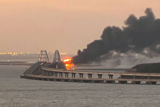 VIDEO: Big explosion in Russia-occupied 'Crimea,' burning train running on bridge