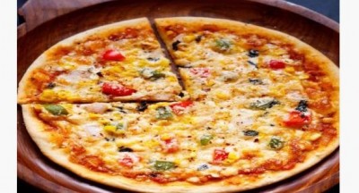 घर पर इस तरह बनाएं सॉफ्ट पिज़्ज़ा, जानिए क्या है रेसिपी