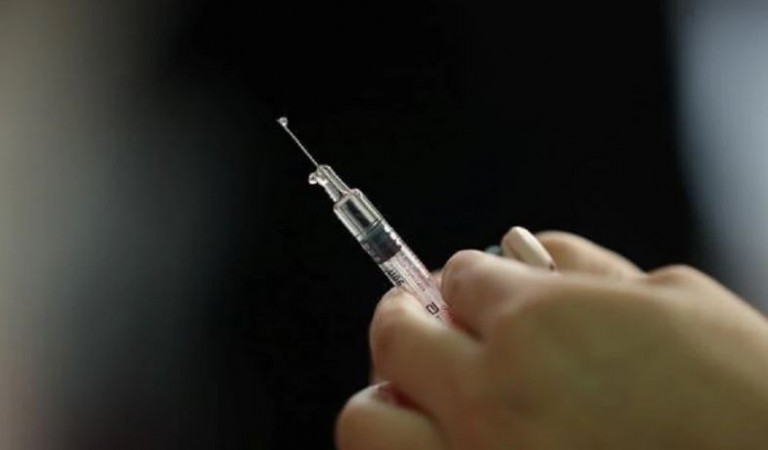 फ्लू की वैक्सीन ने ली 5 लोगों की जान, टीका लगाने पर लगा प्रतिबन्ध