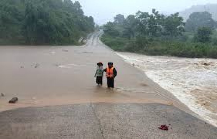 वियतनाम में Typhoon ने ढाया कहर, भारी मात्रा में लोगों की गई जान