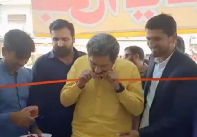 Video: Scissors were inferior, minister cut lace with his teeth...