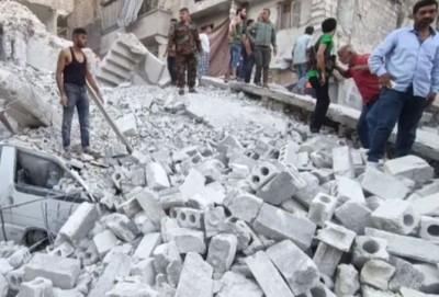 सीरिया में भरभराकर गिरी ईमारत, 11 लोगों की मौत, कई मलबे में दबे