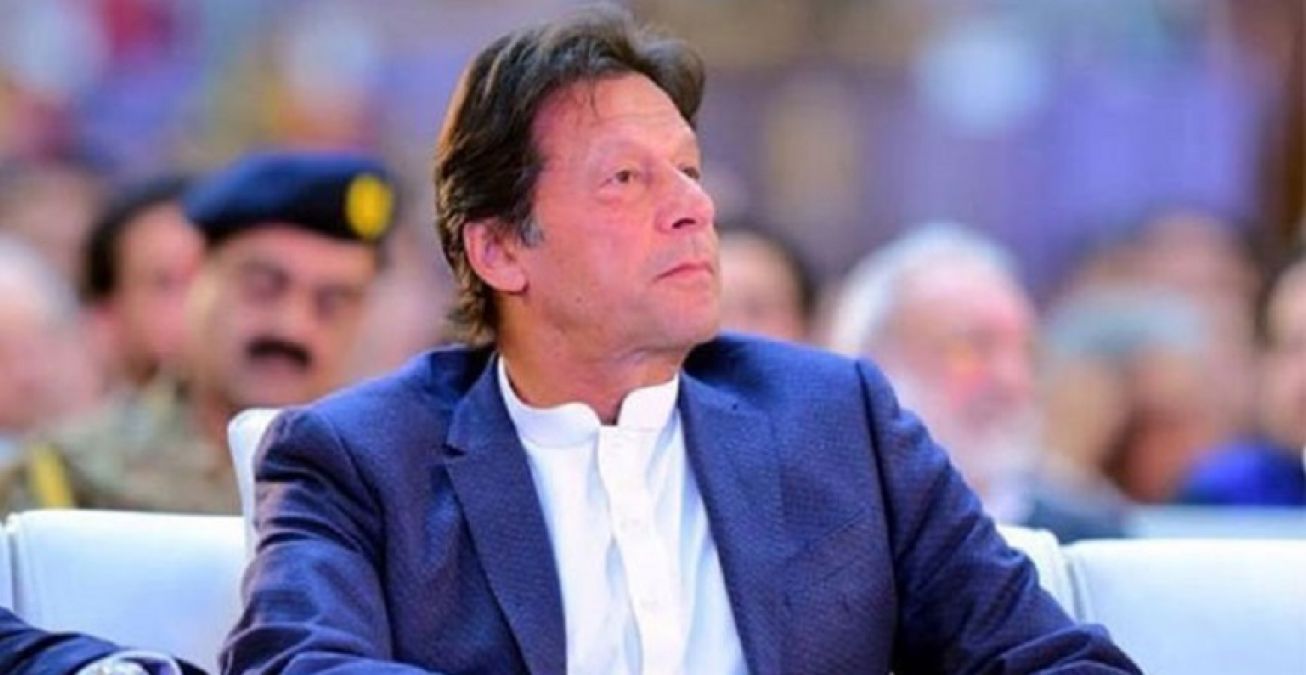 पाकिस्तान के गृह मंत्री ने फोड़ा इमरान खान का भांडा, कश्मीर को लेकर दिया बड़ा बयान