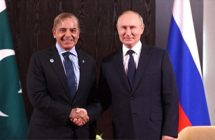 SCO समिट में रूस ने दिखाई पाक से नजदीकी, भारत की चिंताएं बढ़ीं