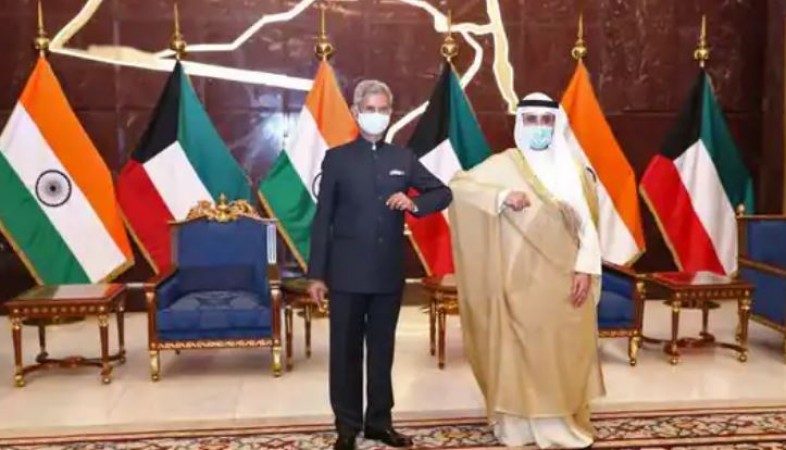 कुवैत में शुरू हुआ पहला हिन्दी रेडियो ब्रॉडकास्ट, भारतीय दूतावास ने की सराहना