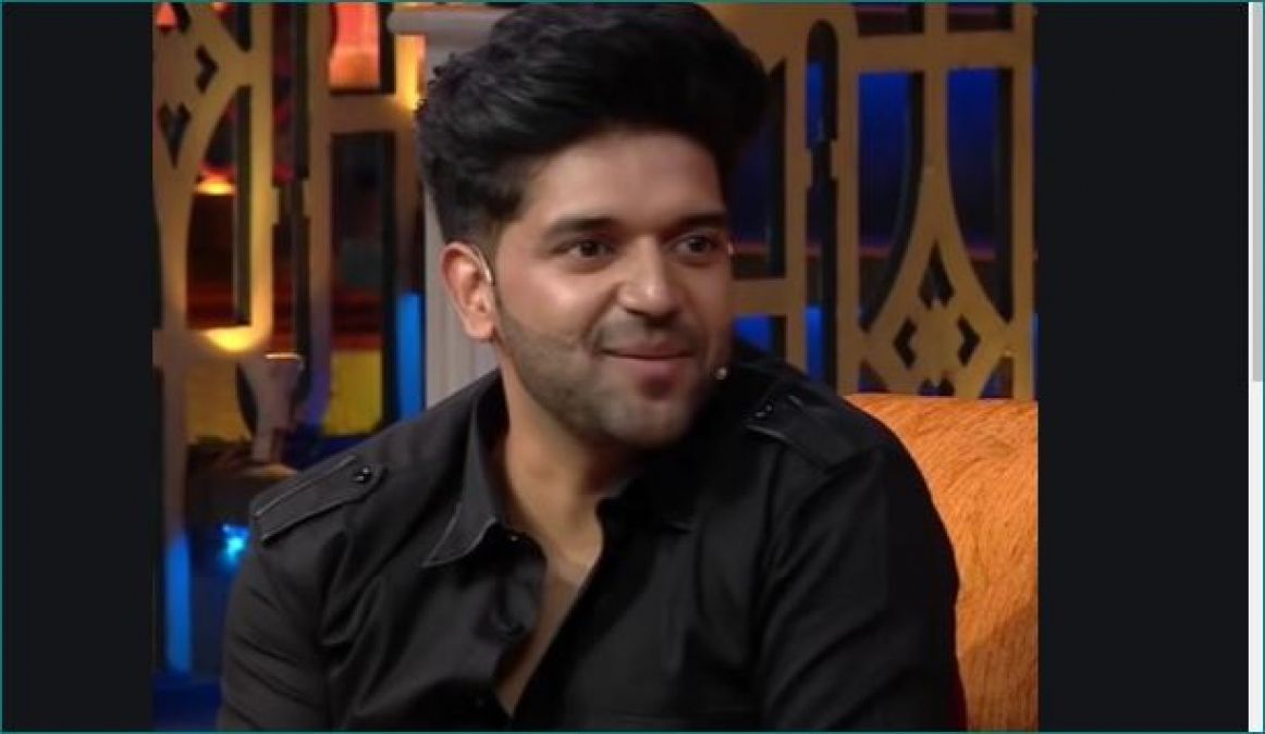 Guru Randhawa expresses his pain on question of marriage in Kapil Sharma Show