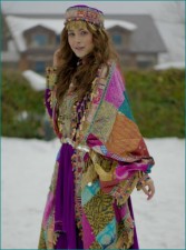 Shehnaaz Gill looks beautiful in traditional Kashmiri attire, fans gushing