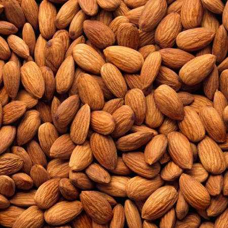 Almonds help to get rid of dark circles
