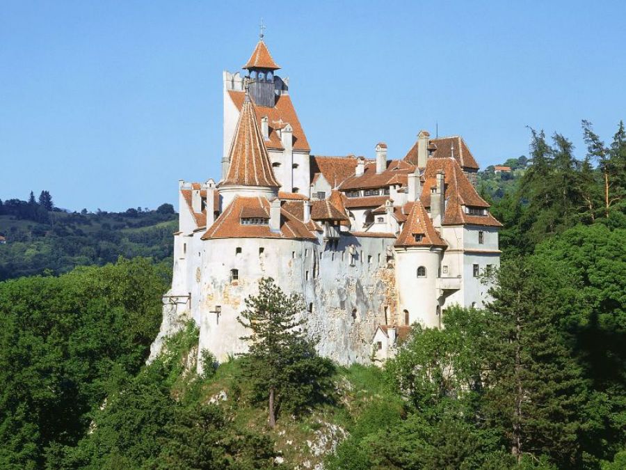 Trip to this castle in Romania: Bran Dracula Castle