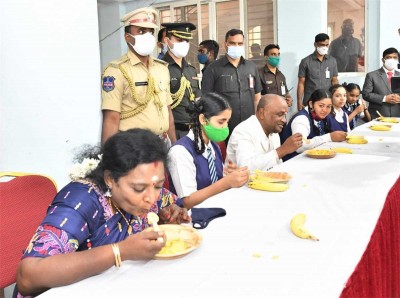 Telangana Governor raj bhavan at Annam canteen started