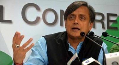 Farmers' Rally: Shashi Tharoor among Others Move SC Against Multiple FIRs